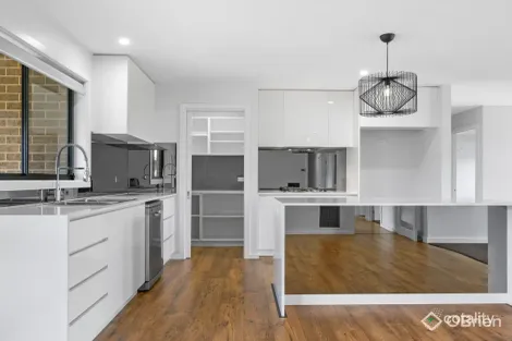 Property photo of 58 Songlark Crescent Thurgoona NSW 2640