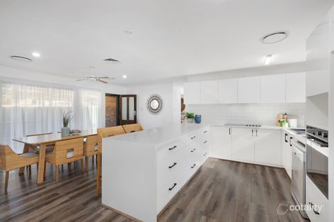 Property photo of 22 Cambridge Circle Ourimbah NSW 2258