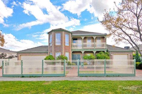 6 Lakes Dr, Craigieburn, VIC 3064