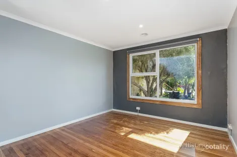 Property photo of 32 Whittaker Avenue Laverton VIC 3028