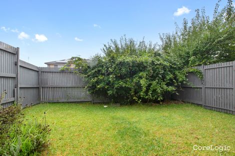 Property photo of 122 Minorca Circuit Spring Farm NSW 2570