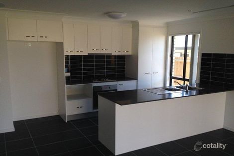 Property photo of 92 Cobblestone Avenue Logan Reserve QLD 4133