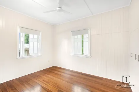 Property photo of 40 Morehead Street Bungalow QLD 4870