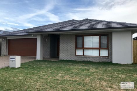 8 Reg Grundy St, Ripley, QLD 4306