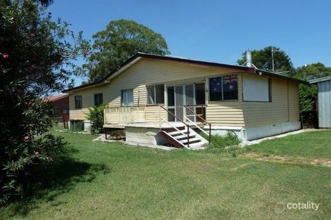 6 Middle St, Oakey, QLD 4401