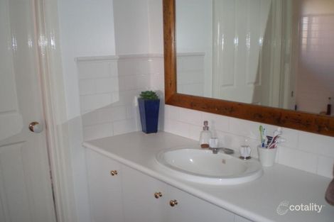 Property photo of 40 Yentoo Drive Glenfield Park NSW 2650