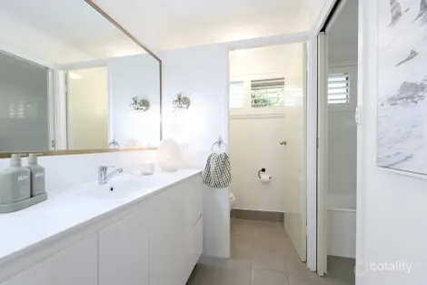 Property photo of 5 McCabe Close St Clair NSW 2759