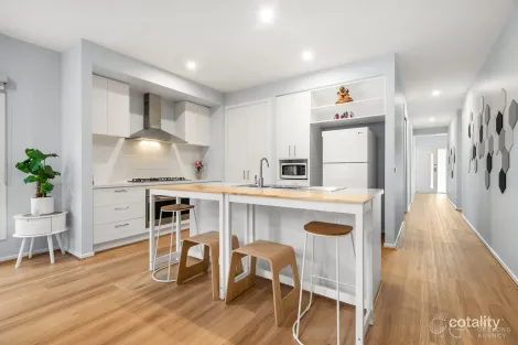 Property photo of 5 Neon Avenue Mount Duneed VIC 3217