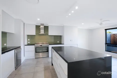 Property photo of 9 Saint Clair Court Narangba QLD 4504