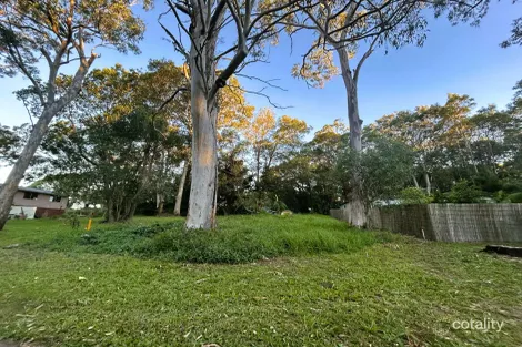 62 Shore St, Russell Island, QLD 4184