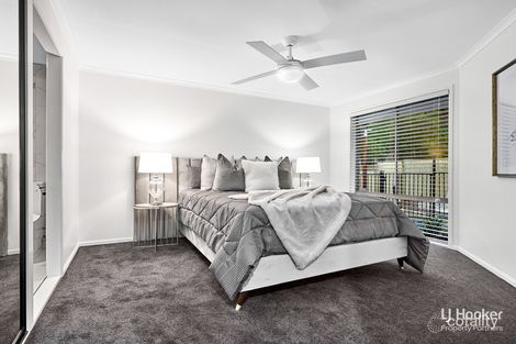 Property photo of 11 Paddington Crescent Stretton QLD 4116
