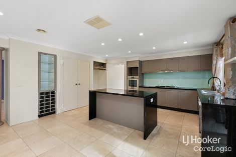 Property photo of 40 Drysdale Crescent Point Cook VIC 3030