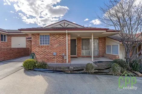 Property photo of 2/61 Maynard Street Ngunnawal ACT 2913