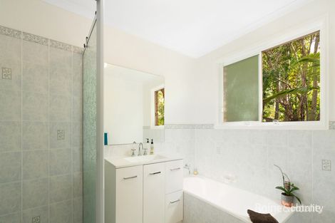 Property photo of 10 Gin Gin Crescent Ocean Shores NSW 2483