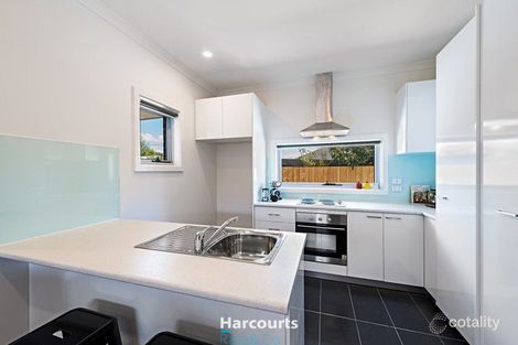 Property photo of 2/54 Dumbarton Street Reservoir VIC 3073