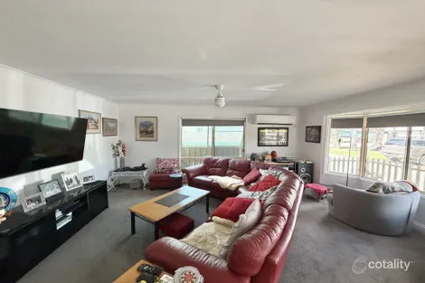 Property photo of 2 Lake Side Drive Cobram VIC 3644