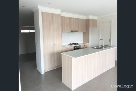 Property photo of 8 Wimmera Crescent Wollert VIC 3750