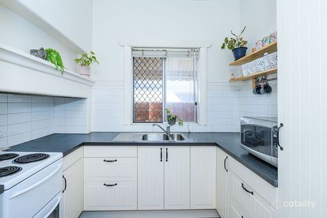 Property photo of 7 Bondi Street Mount Hawthorn WA 6016