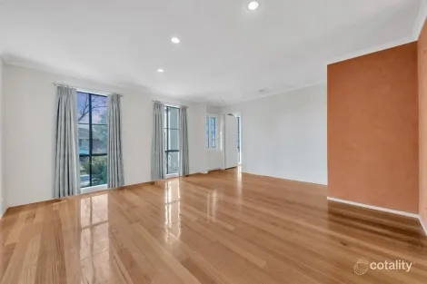 Property photo of 31 Calendula Circuit Epping VIC 3076