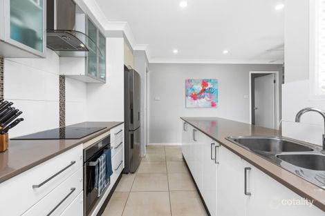 Property photo of 57 Acacia Circuit Hunterview NSW 2330