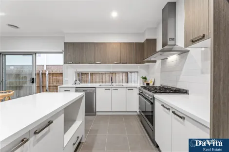 Property photo of 12 Eley Road Burwood East VIC 3151