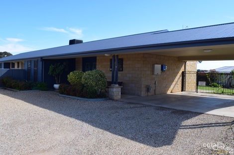 Property photo of 18 Vaucluse Place Parkes NSW 2870