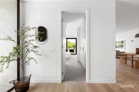 Property photo of 4A Waratah Street Bentleigh East VIC 3165