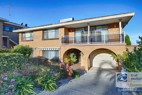 Property photo of 1 Matthews Drive Mount Warrigal NSW 2528