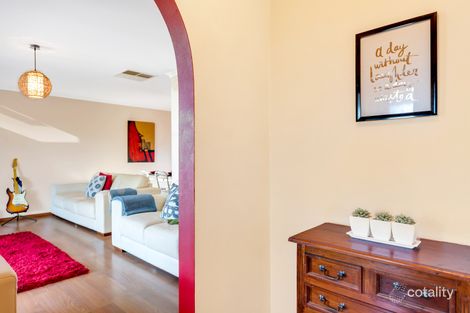 Property photo of 4 Adam Court Happy Valley SA 5159