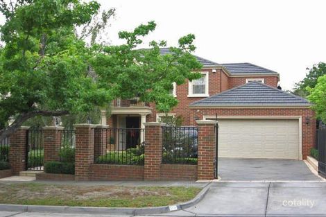 28 Inverness Way, Balwyn North, VIC 3104