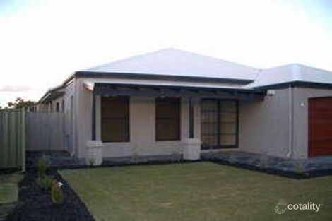 25 Raeburn Cres, Landsdale, WA 6065