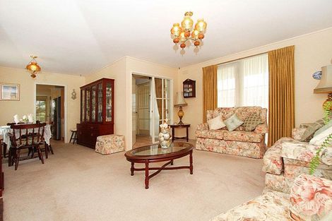 7 Elmhurst Rd, Gladstone Park, VIC 3043