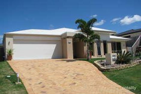 39 Laughlen Ch, Pacific Pines, QLD 4211