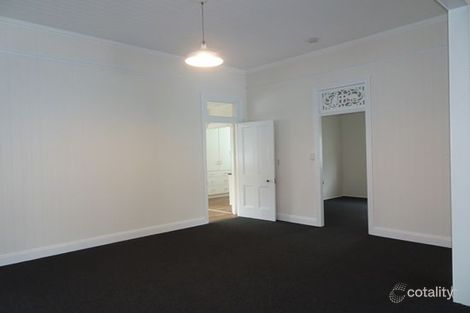 Property photo of 34 Walmsley Street Kangaroo Point QLD 4169