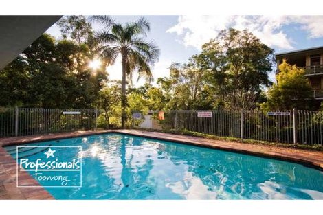 Property photo of 2/202 Carmody Road St Lucia QLD 4067