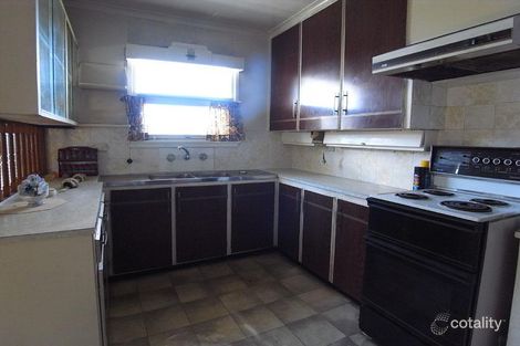 Property photo of 7 Kurrawa Avenue Point Clare NSW 2250
