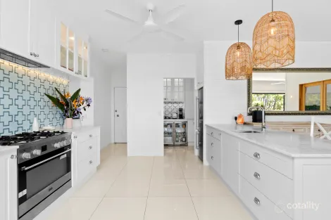 Property photo of 7/24 Panorama Drive Currumbin QLD 4223