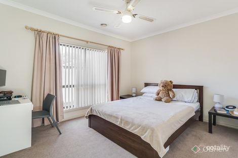 Property photo of 1/7 Katrina Drive Burnside Heights VIC 3023