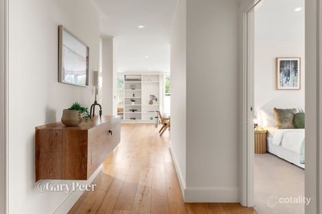 Property photo of 16/21 Marine Parade St Kilda VIC 3182