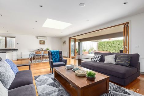 Property photo of 6 Adrian Street Bentleigh East VIC 3165