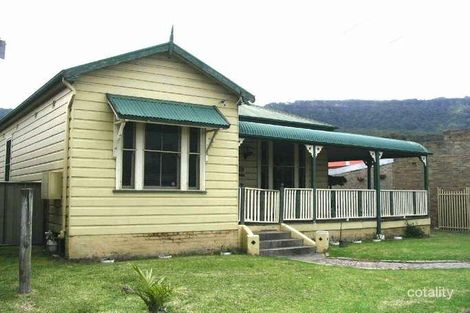 396 Lawrence Hargrave Dr, Thirroul, NSW 2515