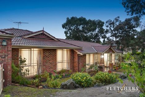Property photo of 135 Nangathan Way Croydon North VIC 3136