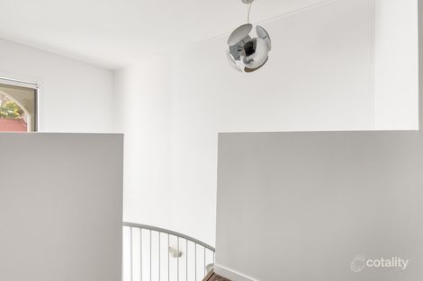 Property photo of 31/9-27 Moorgate Street Chippendale NSW 2008