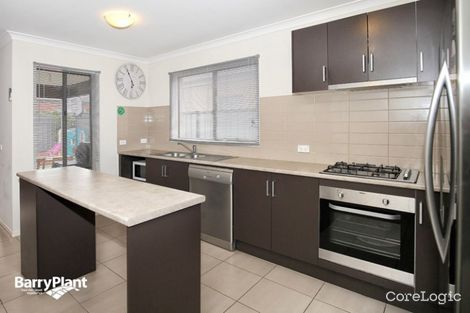 Property photo of 28 Bradshaw Avenue Craigieburn VIC 3064