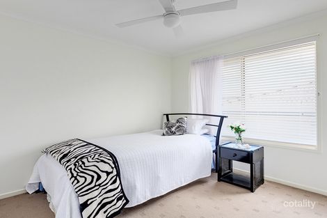 Property photo of 8 Suncrest Court Southside QLD 4570