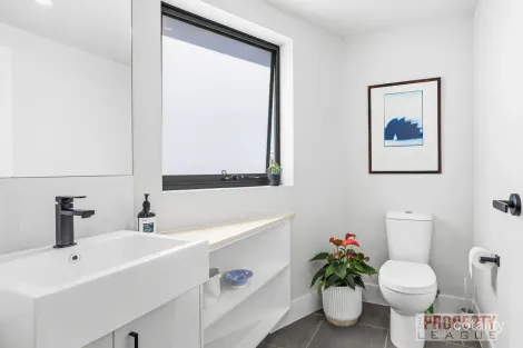 Property photo of 201/5 Bermagui Crescent Buddina QLD 4575