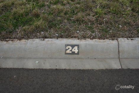 Property photo of 24 Langton Crescent Oakey QLD 4401