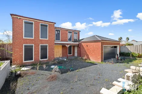 Property photo of 19 Hedgerow Court Narre Warren South VIC 3805