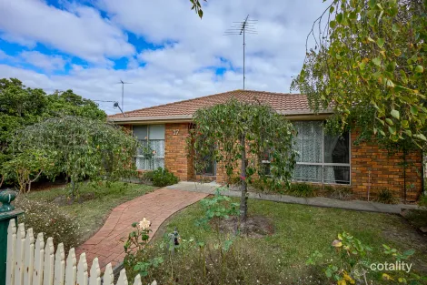 17 Govett Cres, St Albans Park, VIC 3219