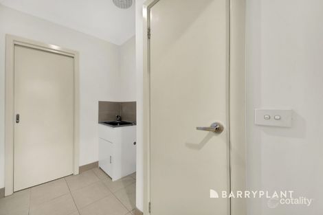 Property photo of 19 Courthouse Walk Doreen VIC 3754